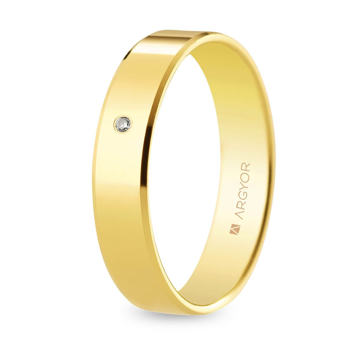 Alianza oro con diamante